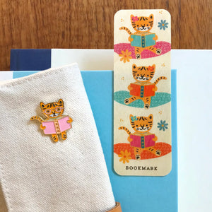 Tiger Tales Gift Set - Bookmark & Enamel Pin